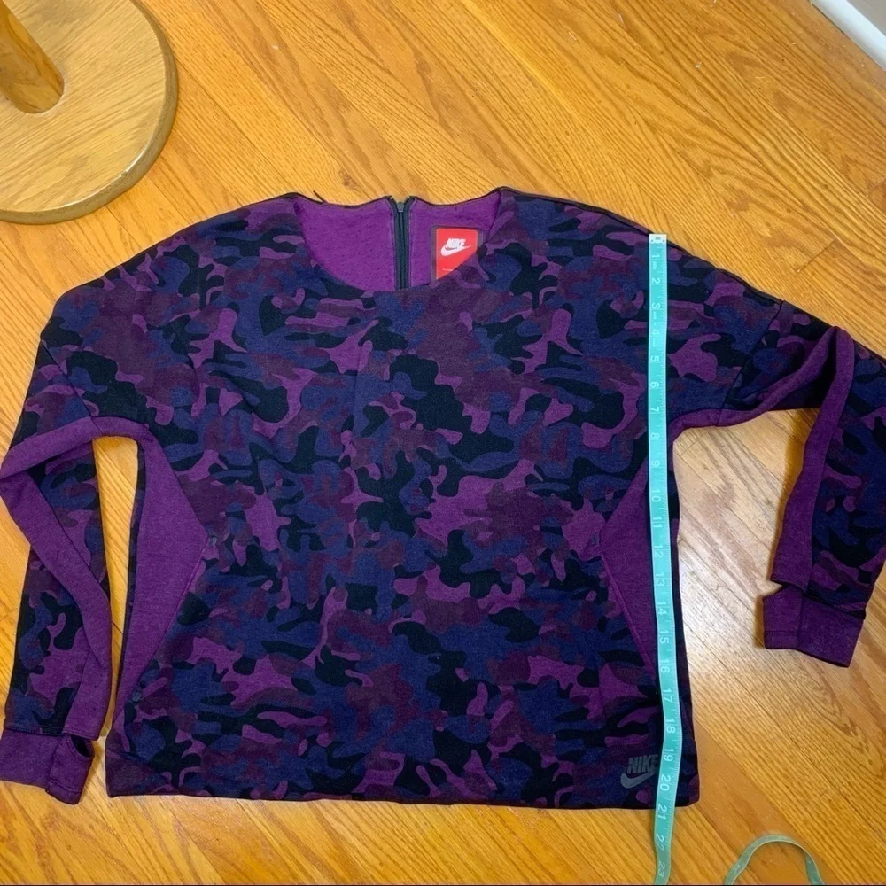 Nike Purple Camo Fleece‎ Crew Neck Sweatshirt A6